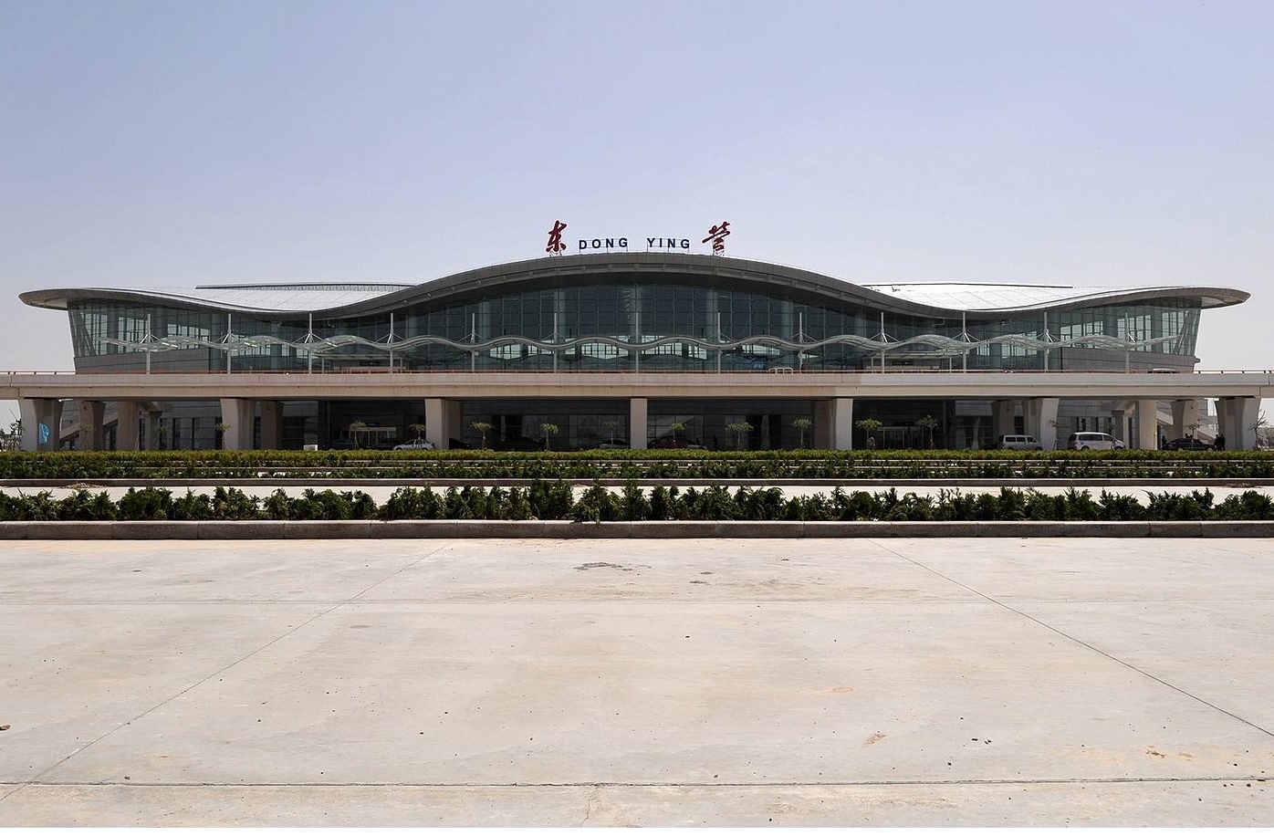 飞机场航站楼.jpg